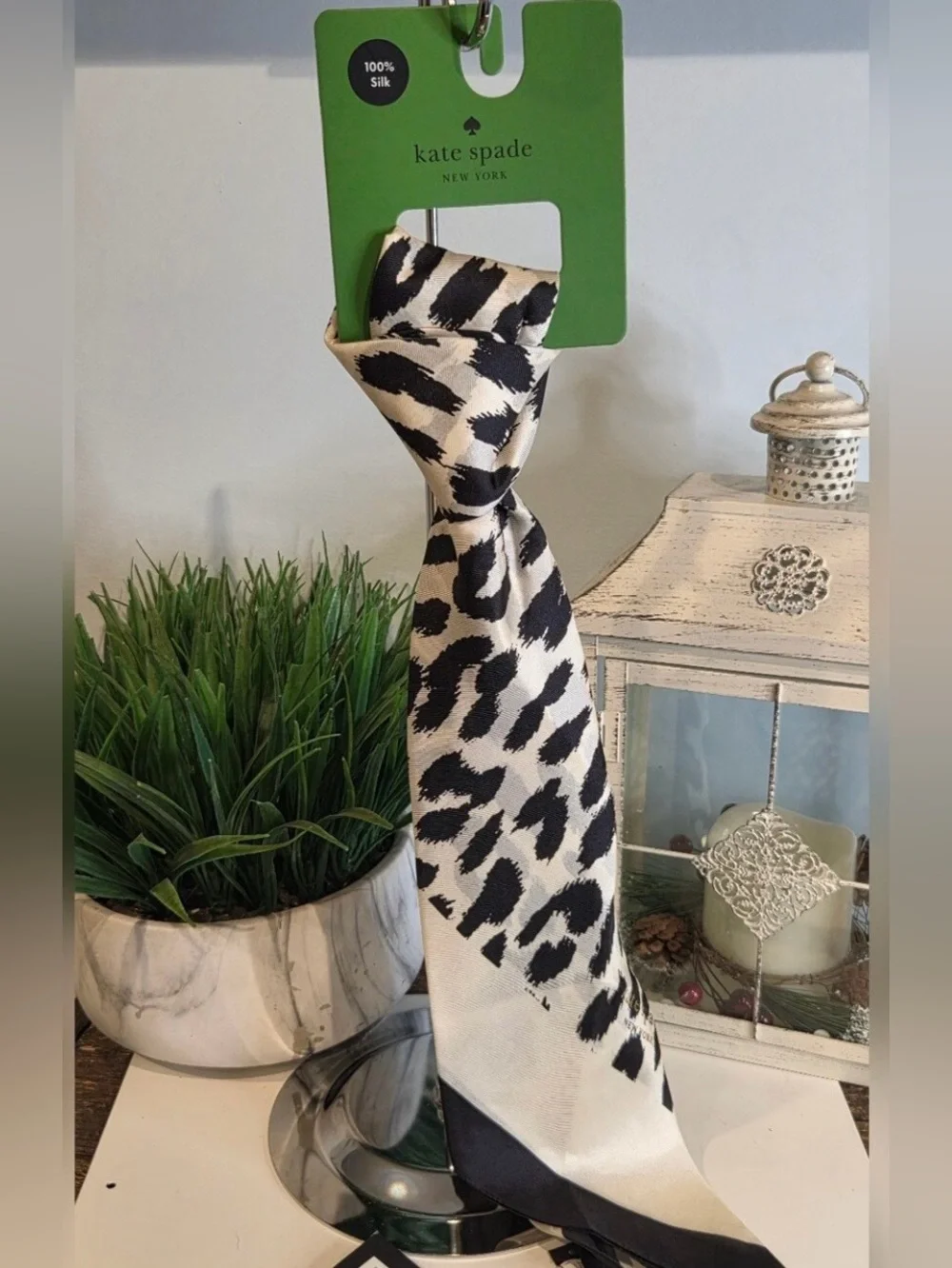 Rare! kate spade Black and Cream Leopard Print Twill Scarf